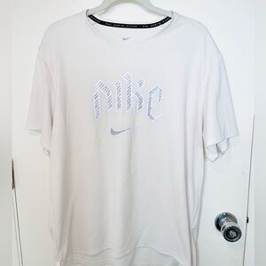 Nike Shirt Mens XL Sail White Running Division Performance Top Tee dri-fit run